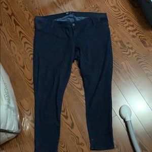 Brand new GAP Maternity jeggings!
